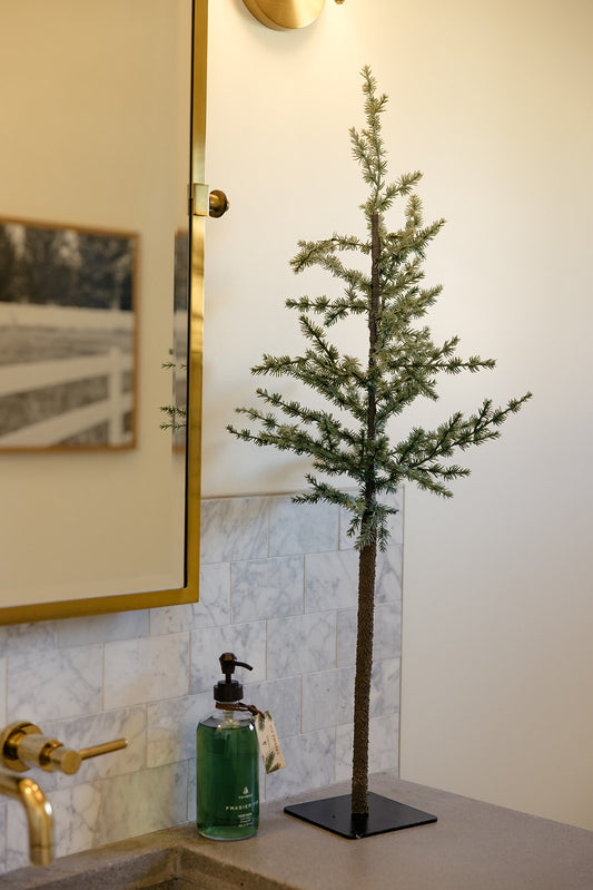 Evergreen Ridge Pine Tree