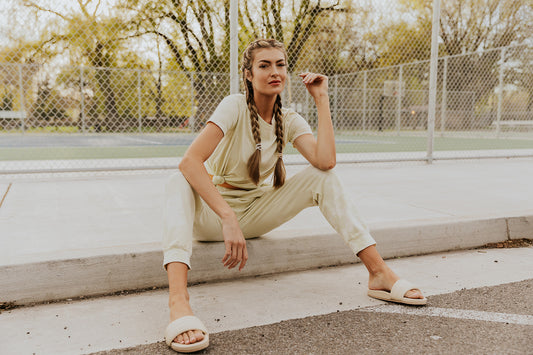 How to Spend a Girls' Night In