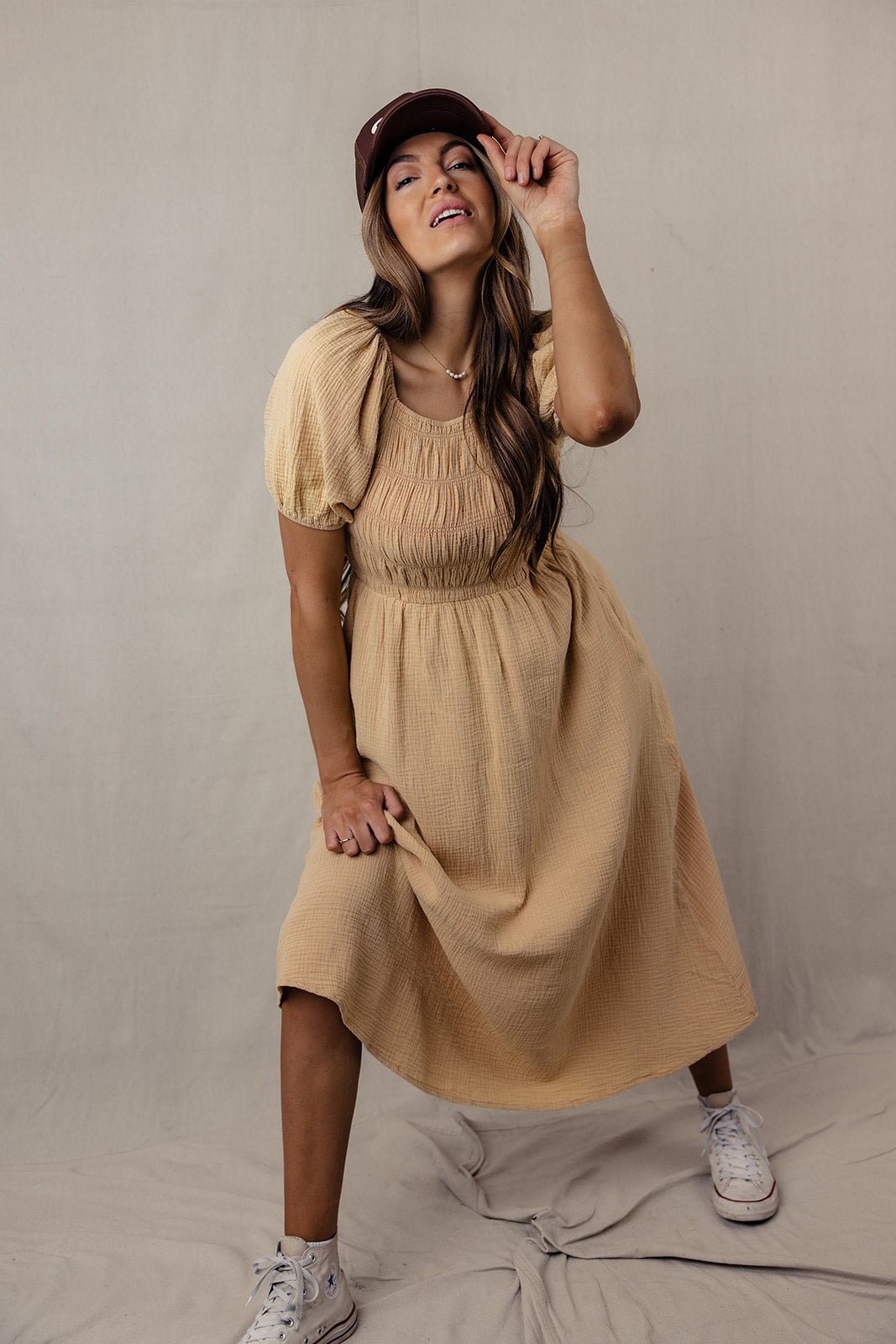 Modest Outfit Ideas for Women | ROOLEE