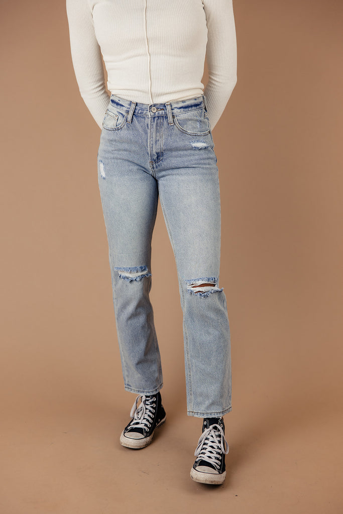 Brayden Loose Fit Distressed Jeans