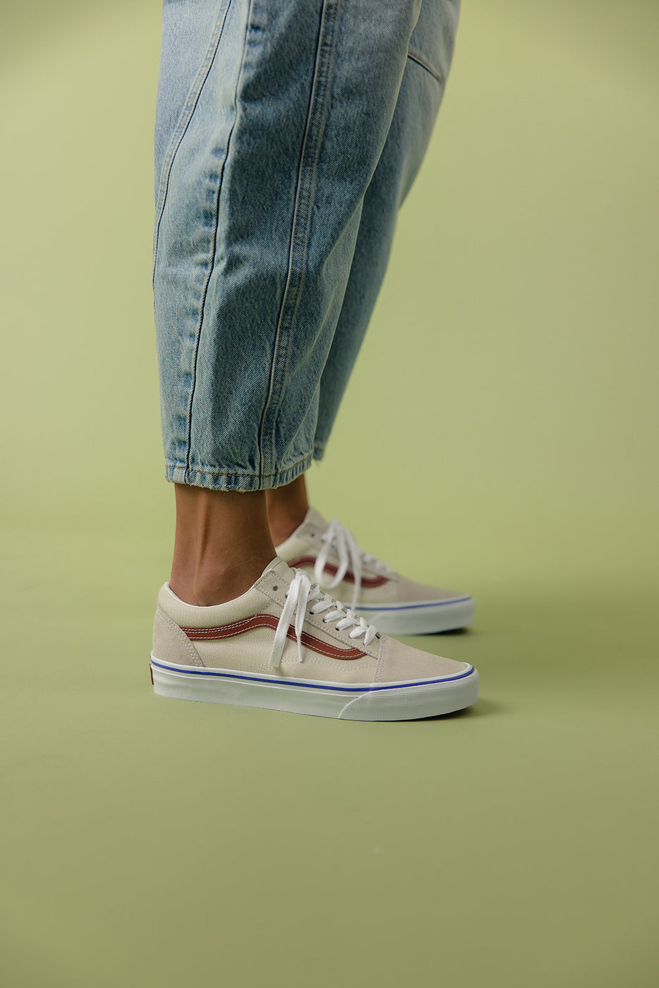 Old skool vans with jeans best sale