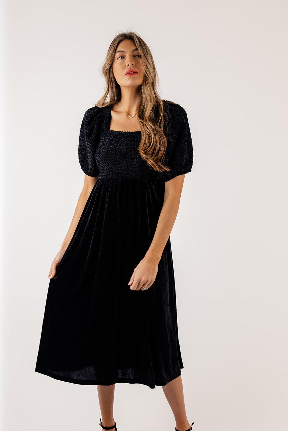 SALT Vivienne Puff Sleeve Velvet Dress