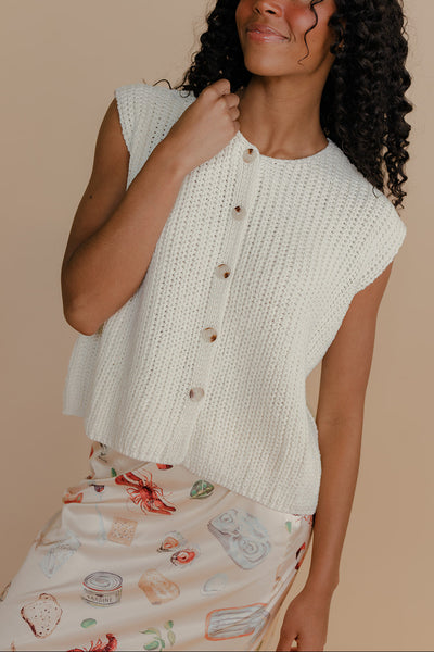 Honey Button Knit Vest – ROOLEE