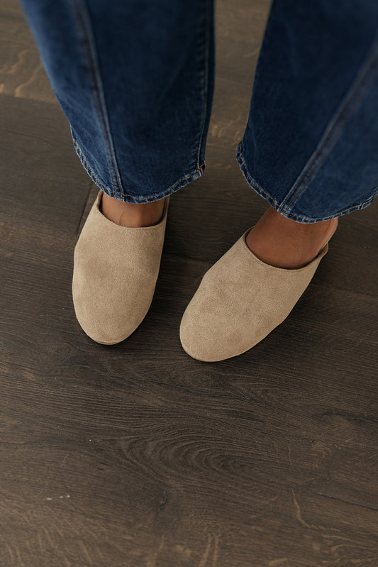 MeMe Suede Flats