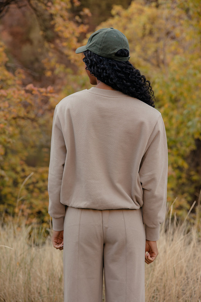 The Alcove Balloon Pullover