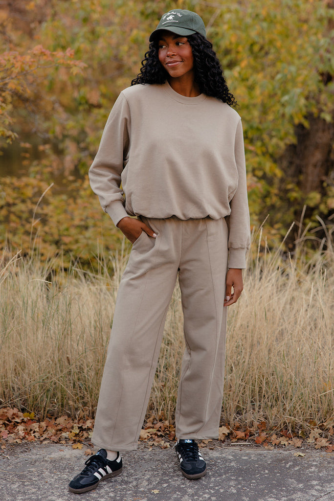 The Alcove Balloon Pullover