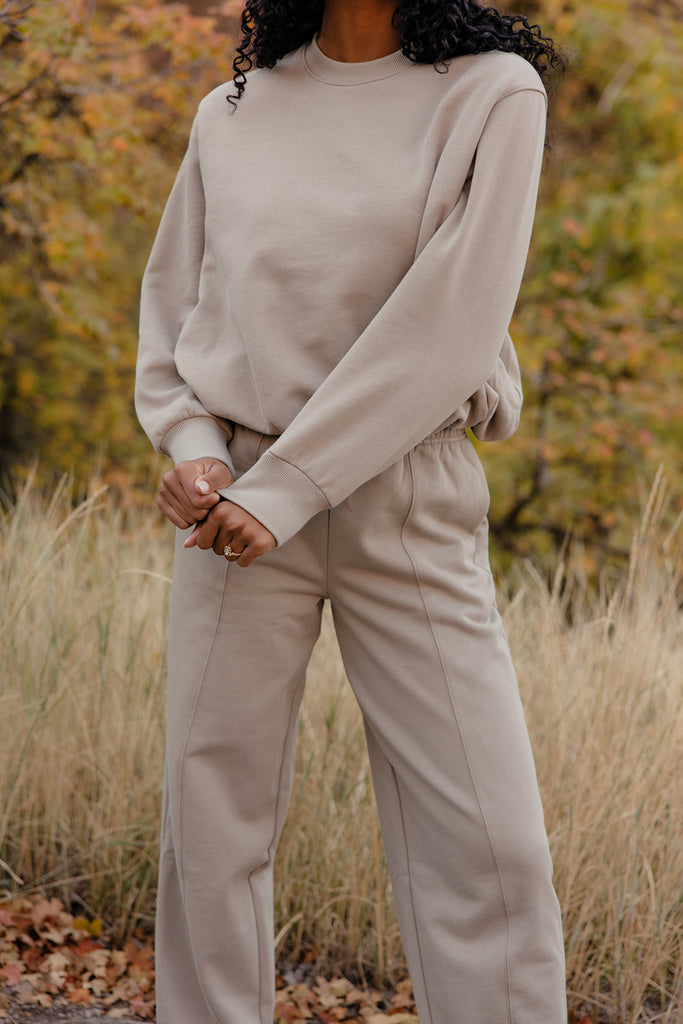 The Alcove Balloon Pullover