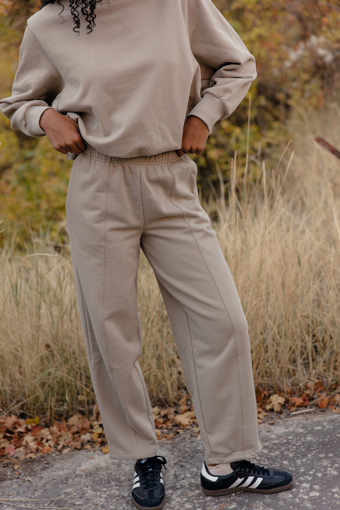 The Alcove Barrel Pants