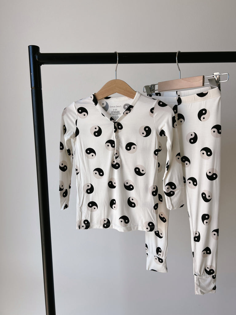 Bamboo Two Piece Pajama | Black & White Yin Yang