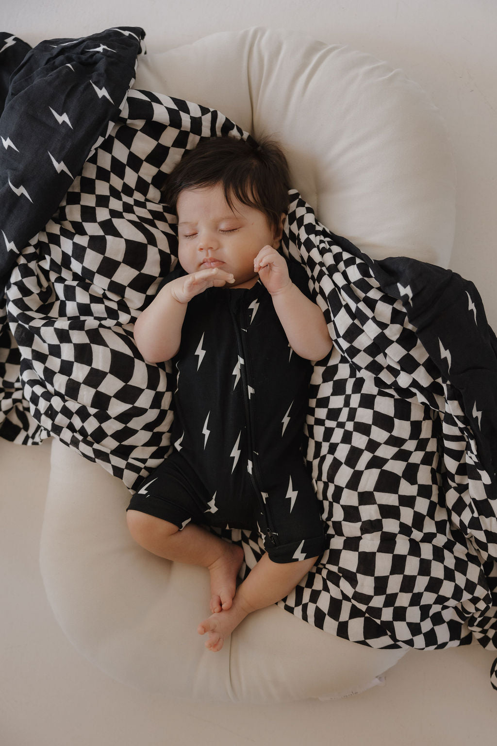 Shortie Bamboo Zip | Midnight Lightning Bolt