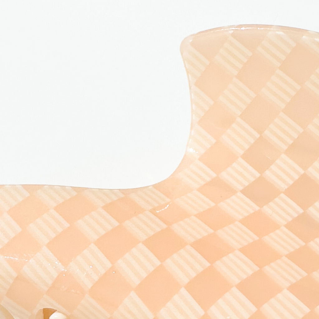 Ribbed Checker Hair Claw | Peach