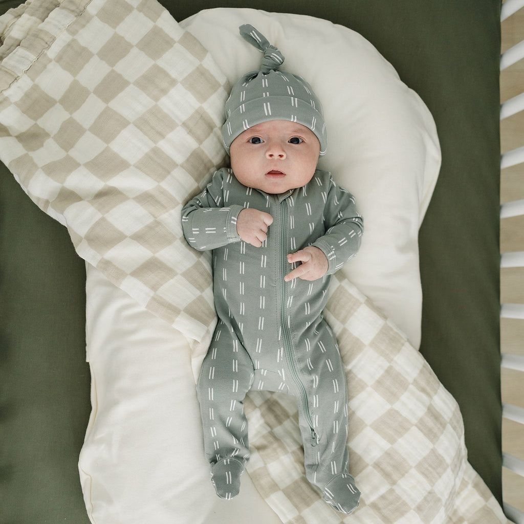 Taupe Checkered Muslin Quilt