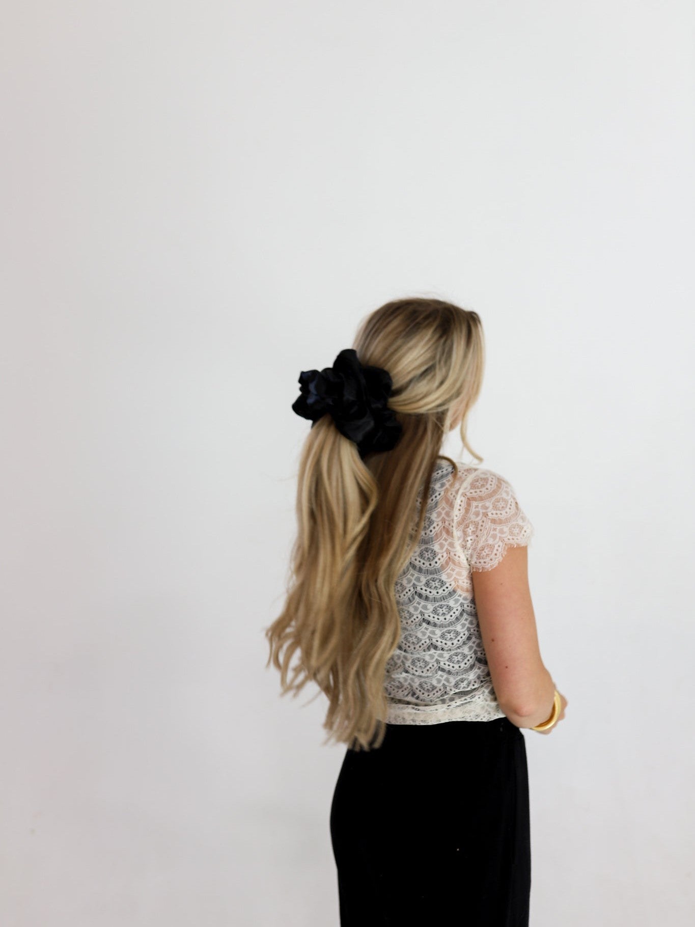 JUMBO SLEEP SILK/SATIN SCRUNCHIES