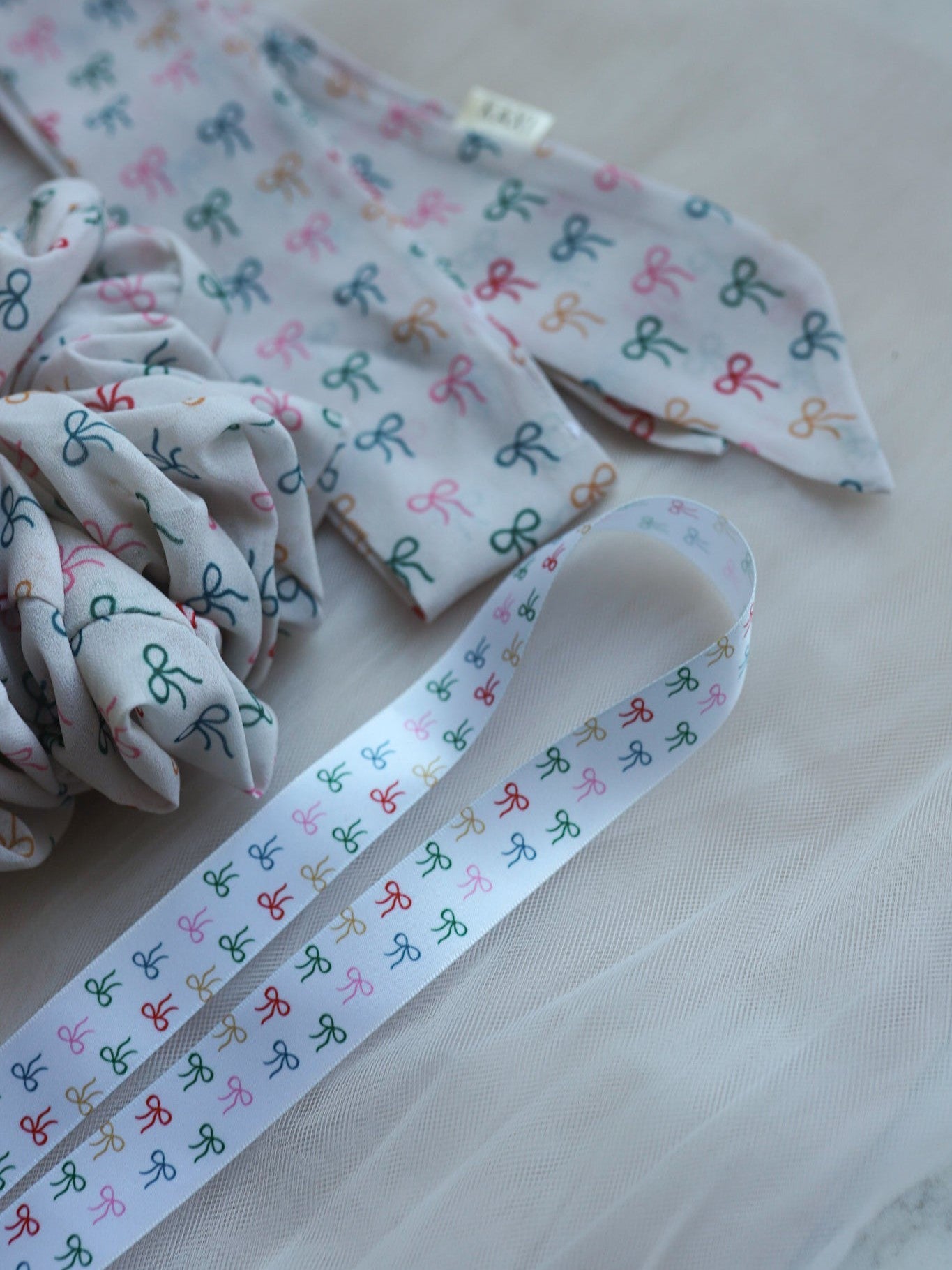 PUT A BOW ON IT HAIR SCARF