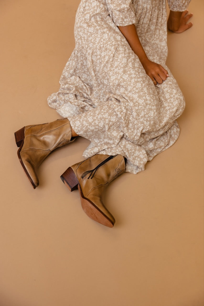 Free People New Frontier Western Boot, Beige, 7 : : Clothing,  Shoes & Accessories