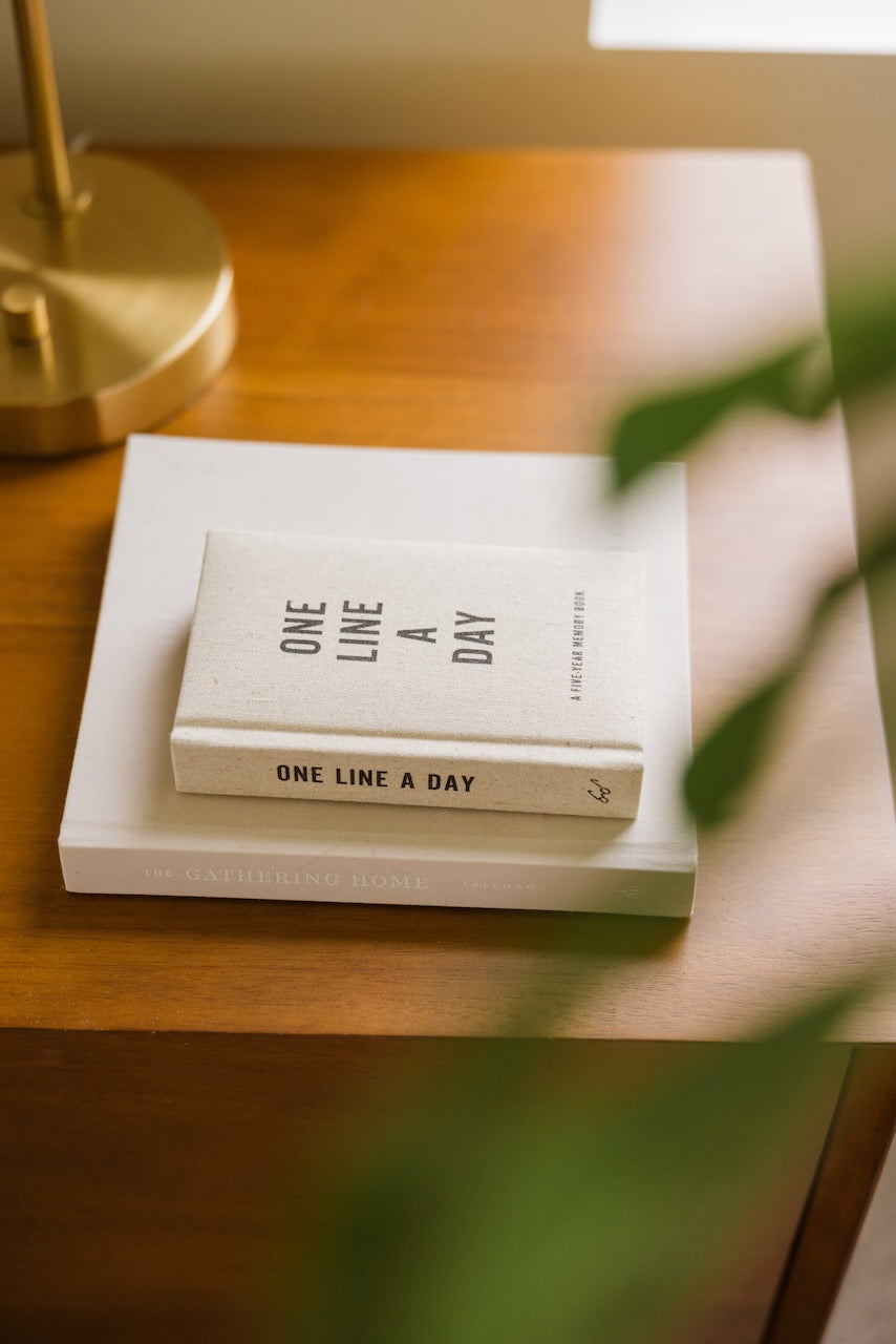 One Line A Day: A Five Year Memory Book