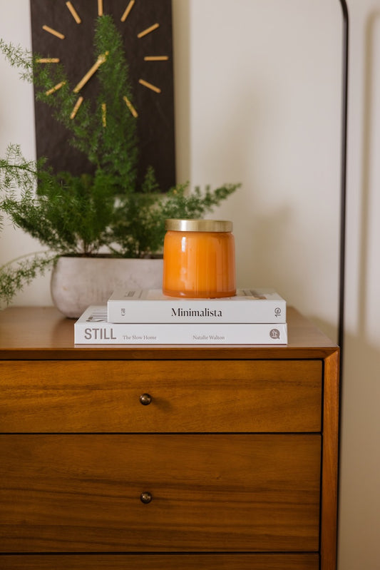 Minimalista: Your Step By Step Guide to a Better Home, Wardrobe, and Life