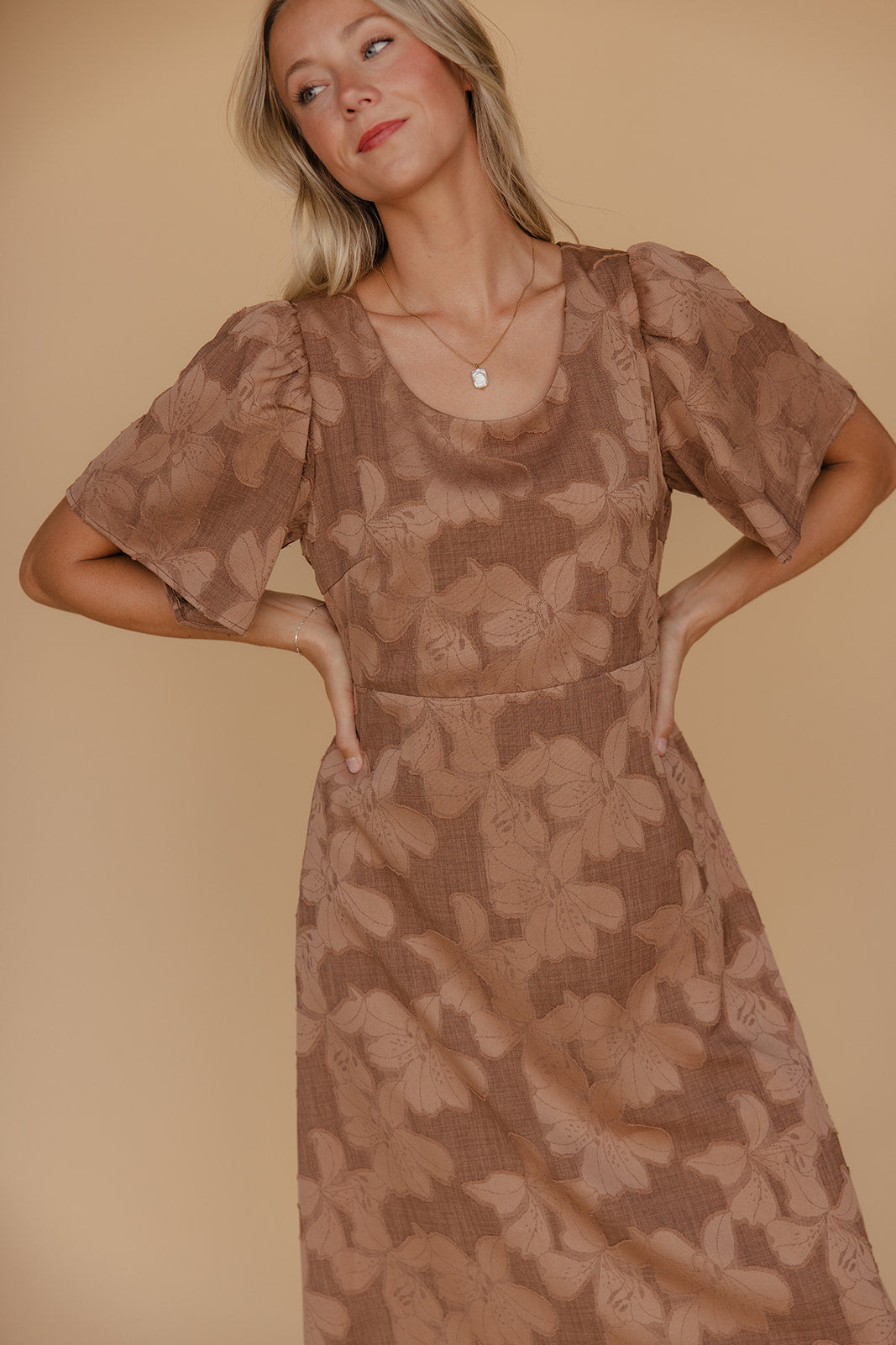 Oak + Ivy Midi Dress