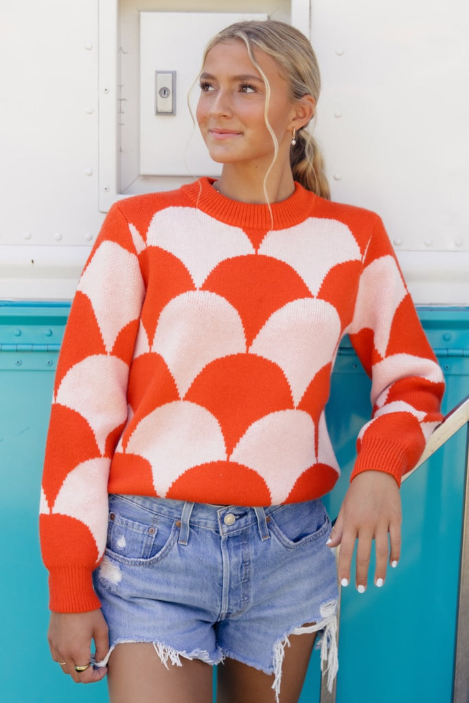 Scallop Patterned Sweater | ROOLEE