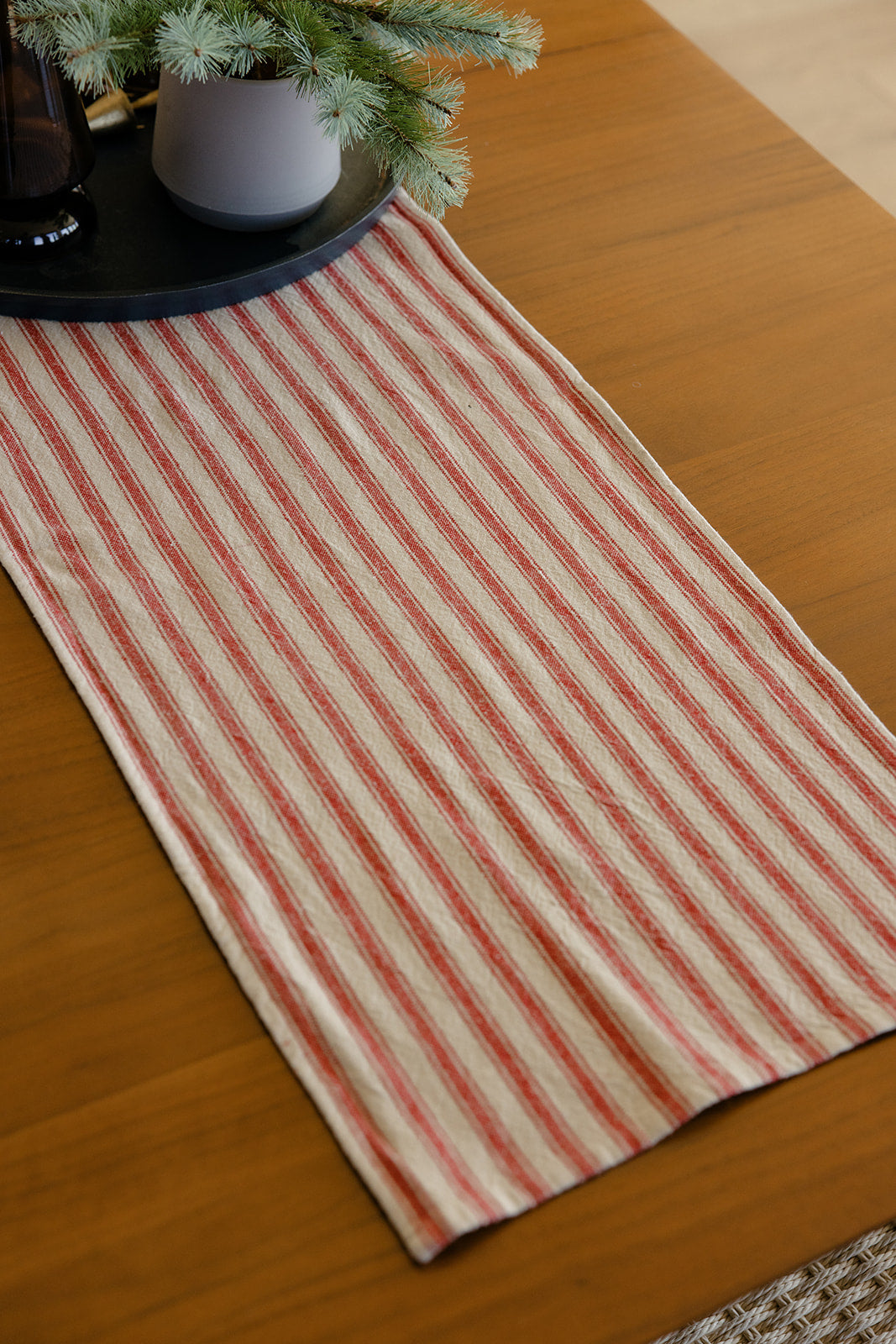 Merry Gathering Table Runner