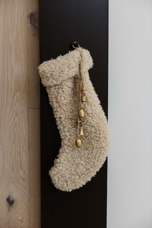 Jingle All the Way Antique Bell & Jute Rope Cluster