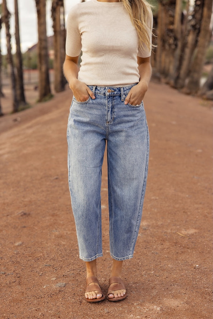 Baggy Mom Jeans | ROOLEE