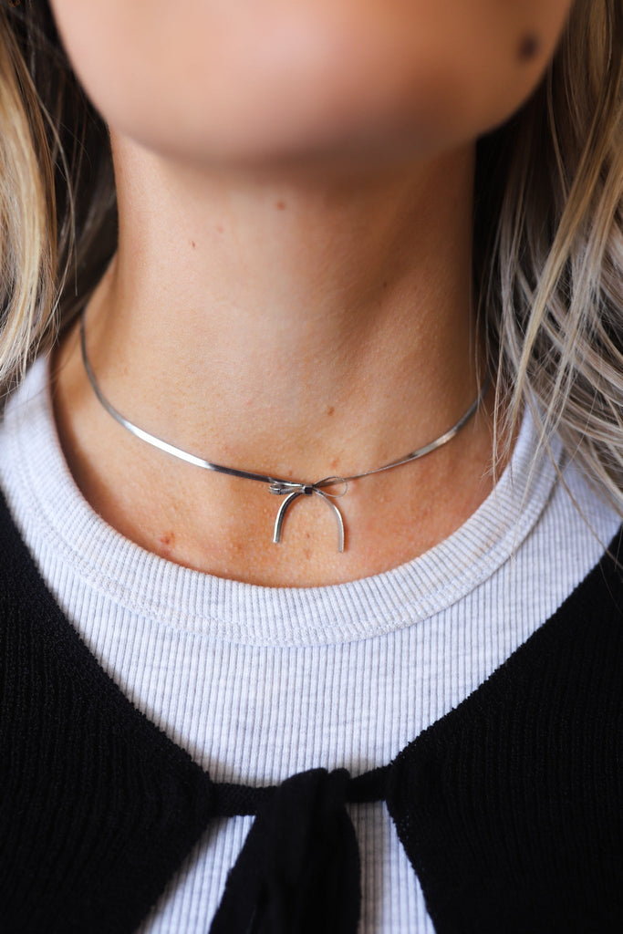 THE CHOKER BOW NECKLACE ( 2 COLORS )