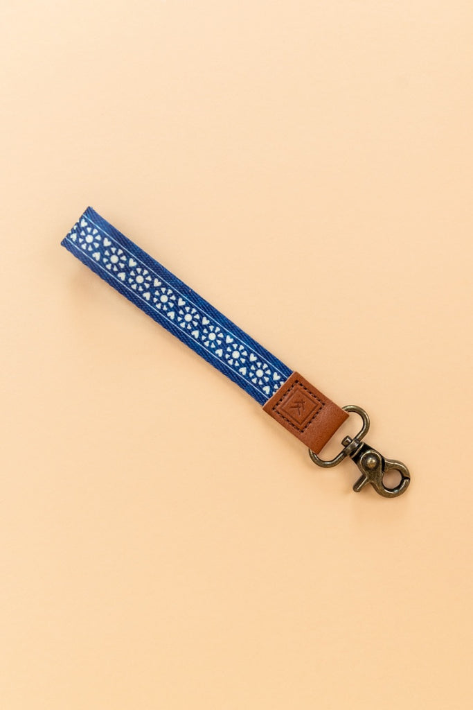 Thread Sawyer Lanyard