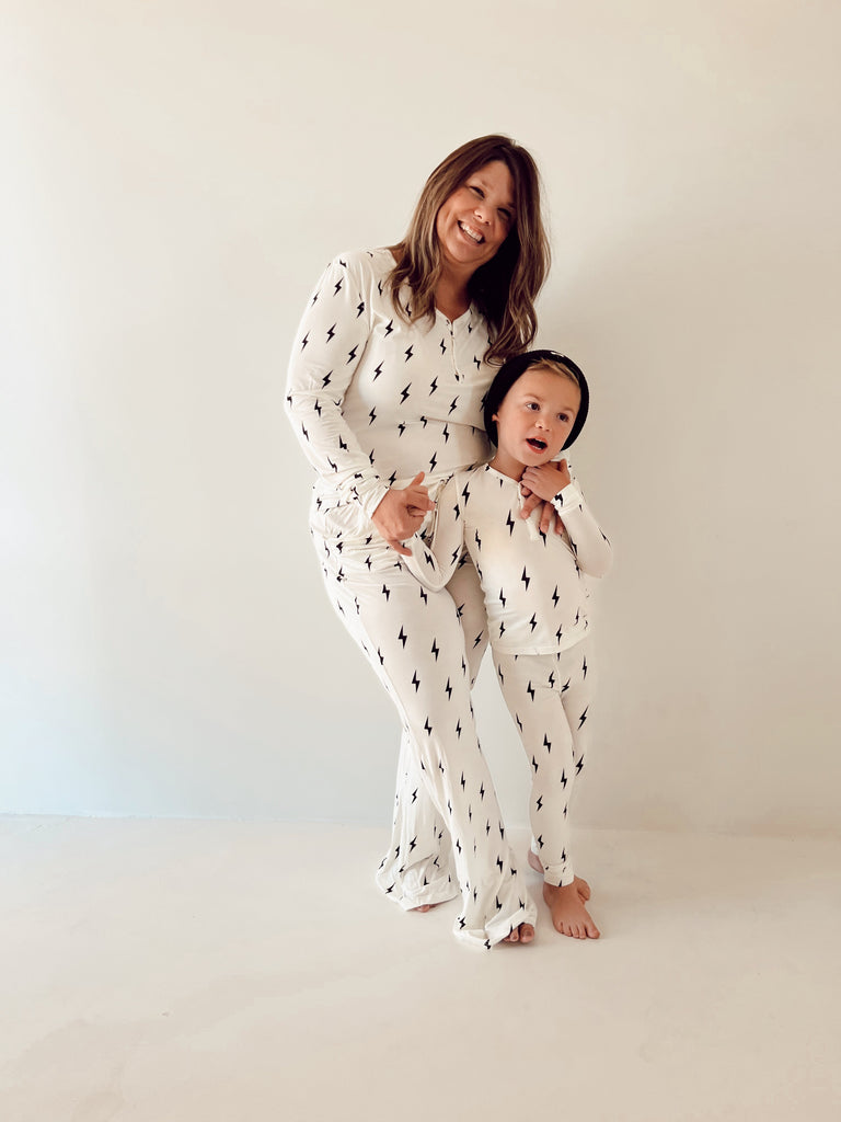 White & Black  Lightning Bolt | Women's Bamboo Pajamas