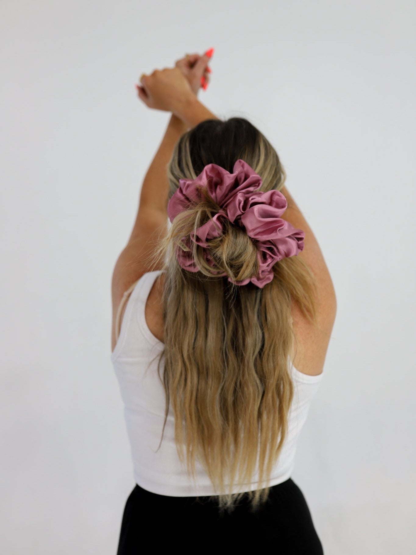 JUMBO SLEEP SILK/SATIN SCRUNCHIES