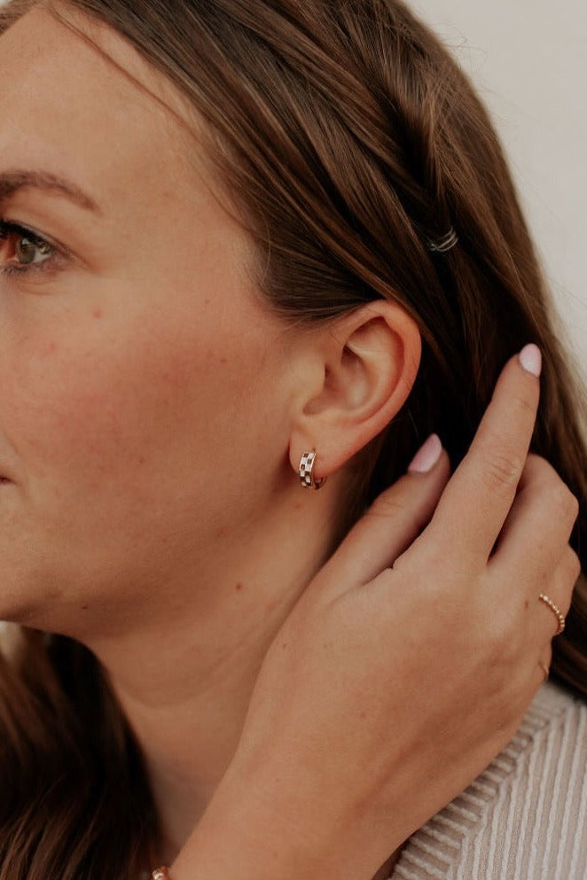 Brown & White Checkered Hoops