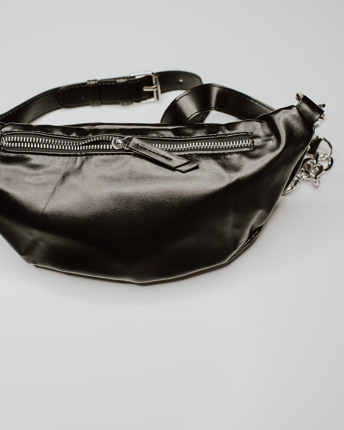 Black leather chain fanny pack sale