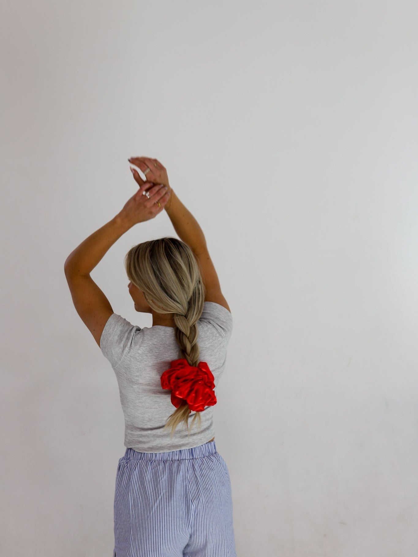 JUMBO SLEEP SILK/SATIN SCRUNCHIES