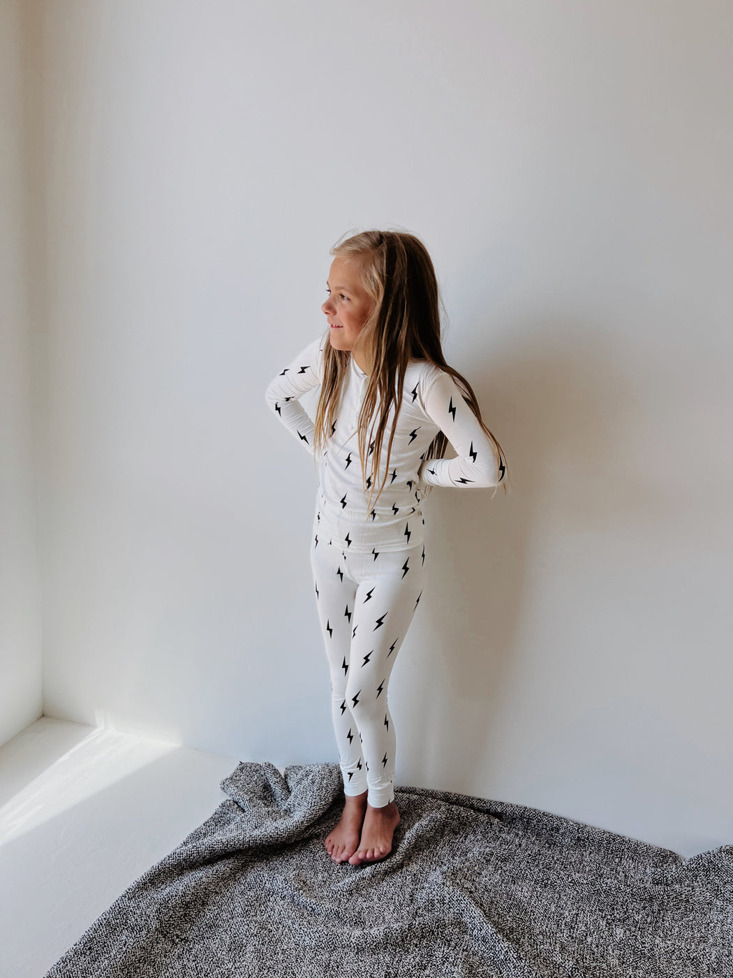 Black & White Lightning Bolt| Two Piece Bamboo Pajamas ff club