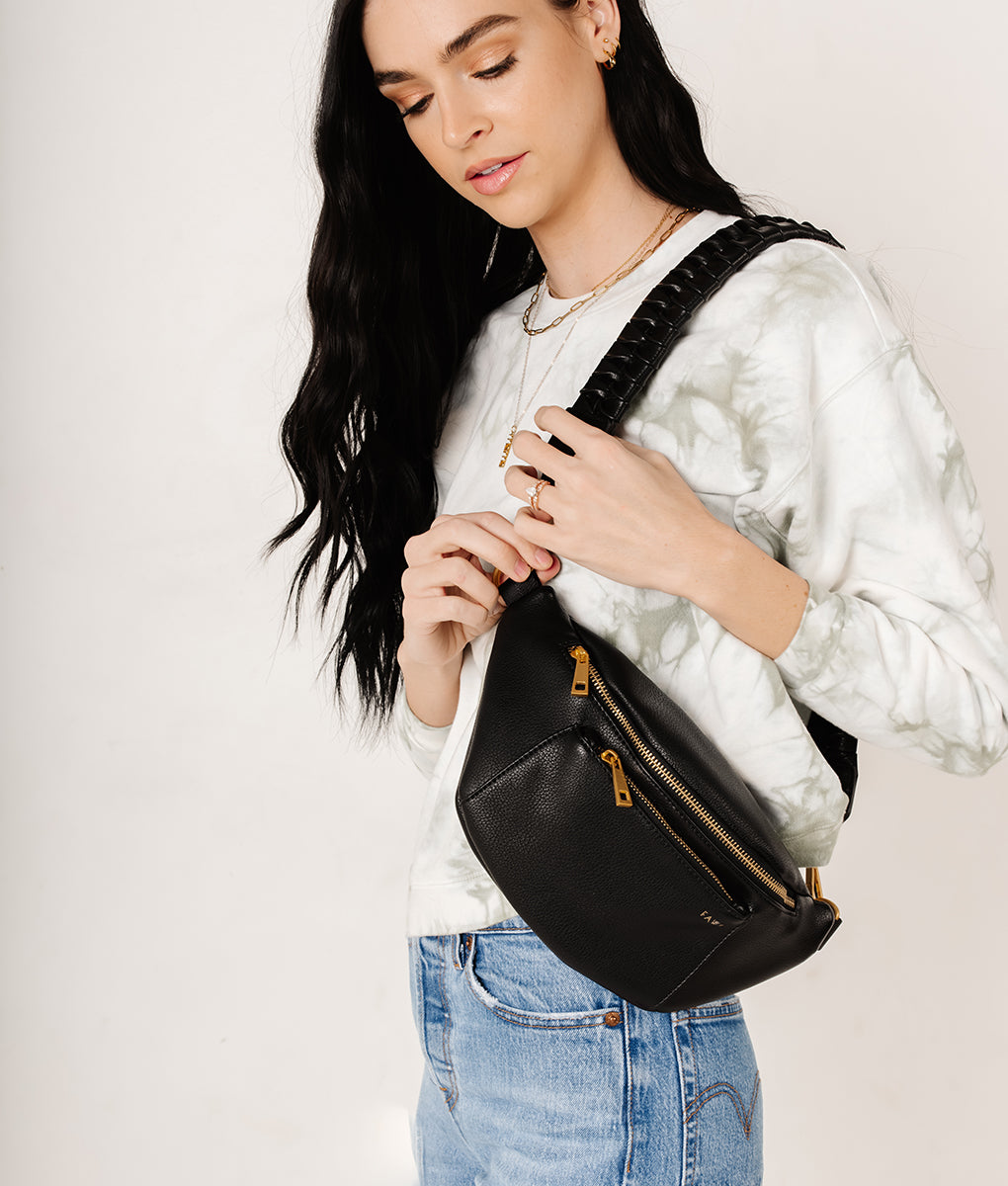 The Fishtail Braid Strap Short - Black