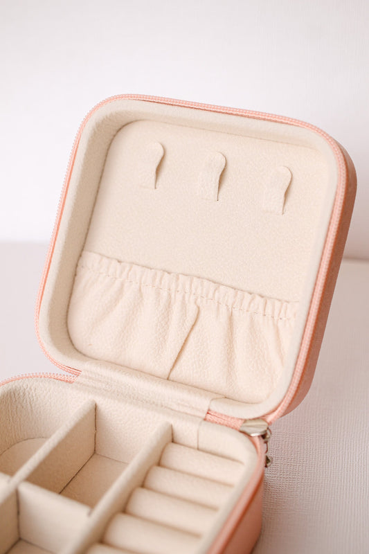 Jewelry Travel Case in Peach
