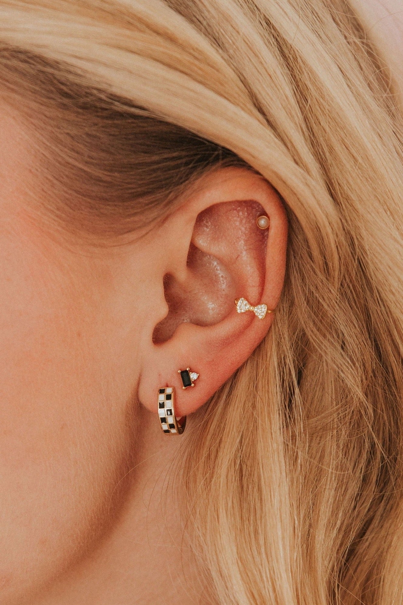 Black & White Checkered Hoops