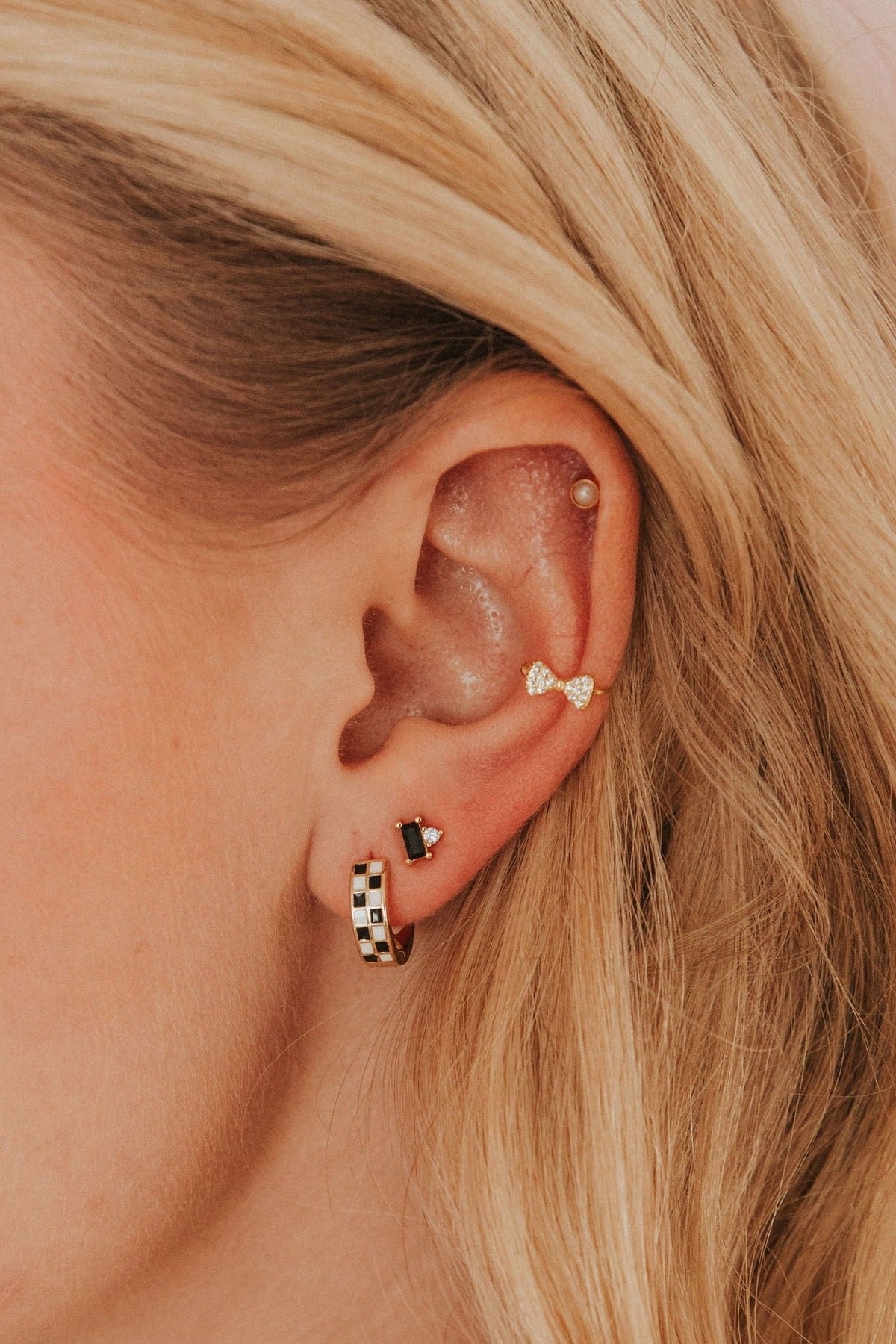 Black & White Checkered Hoops