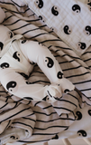 Black & White Yin Yang / Stripe | Reversible Muslin Quilt