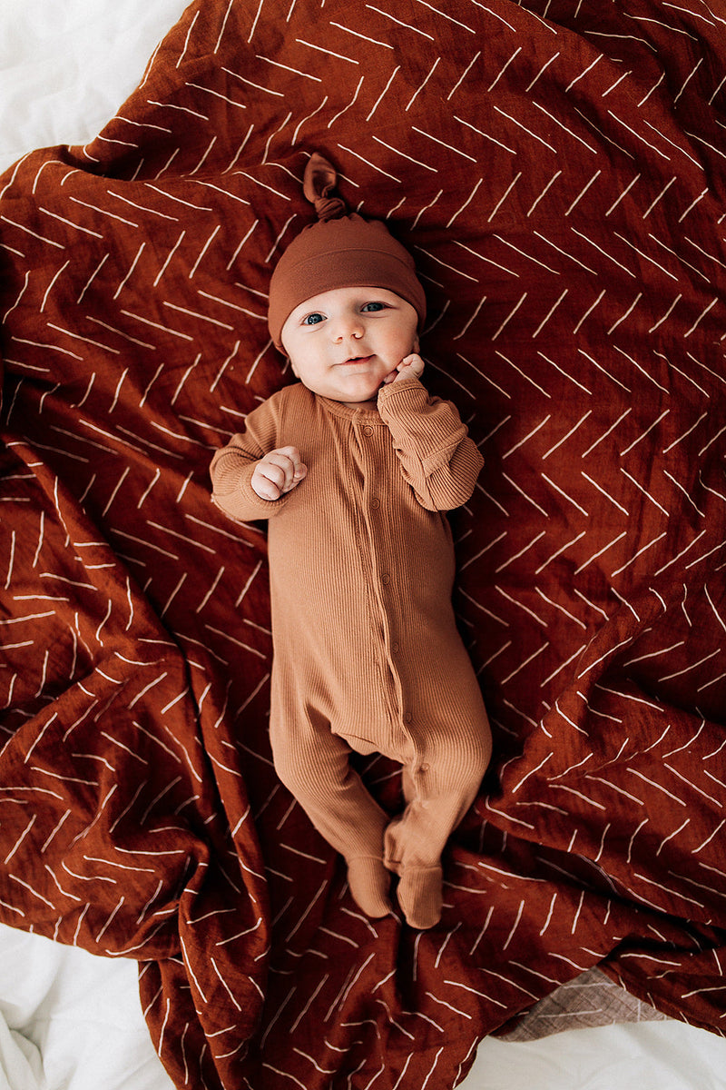 Rust Bamboo Newborn Knot Hat β ROOLEE
