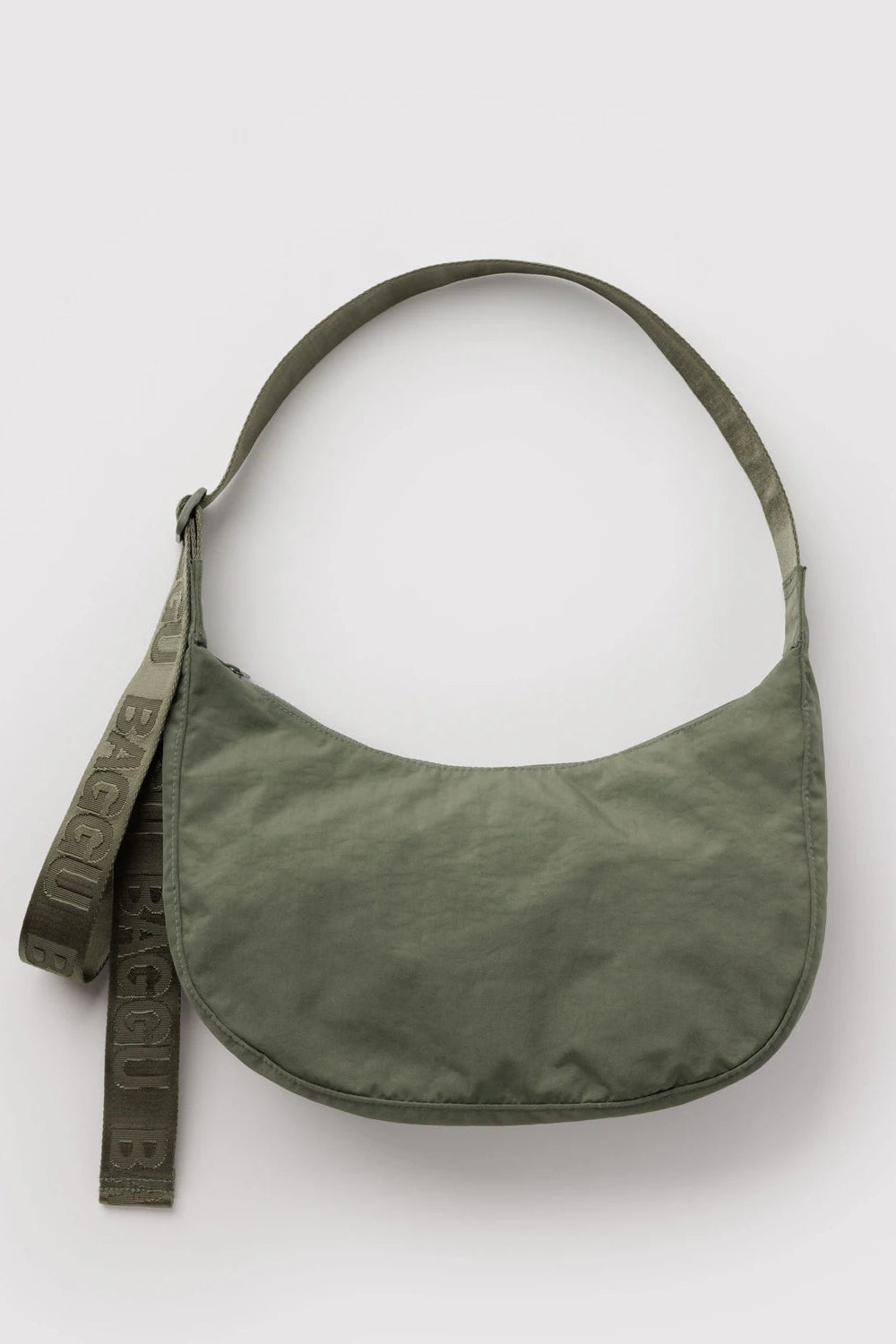 BAGGU Medium Nylon Crescent Bag