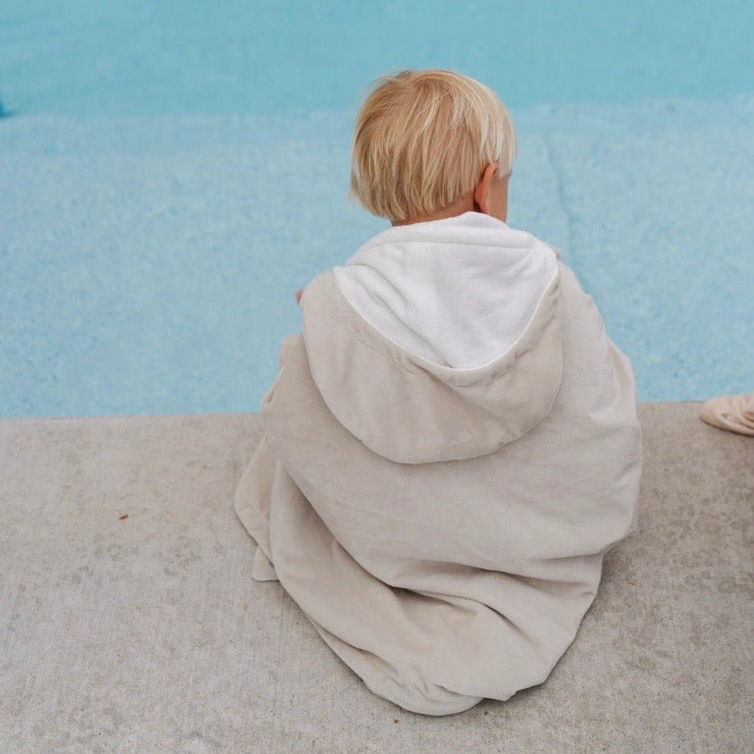 HOODED TOWELS