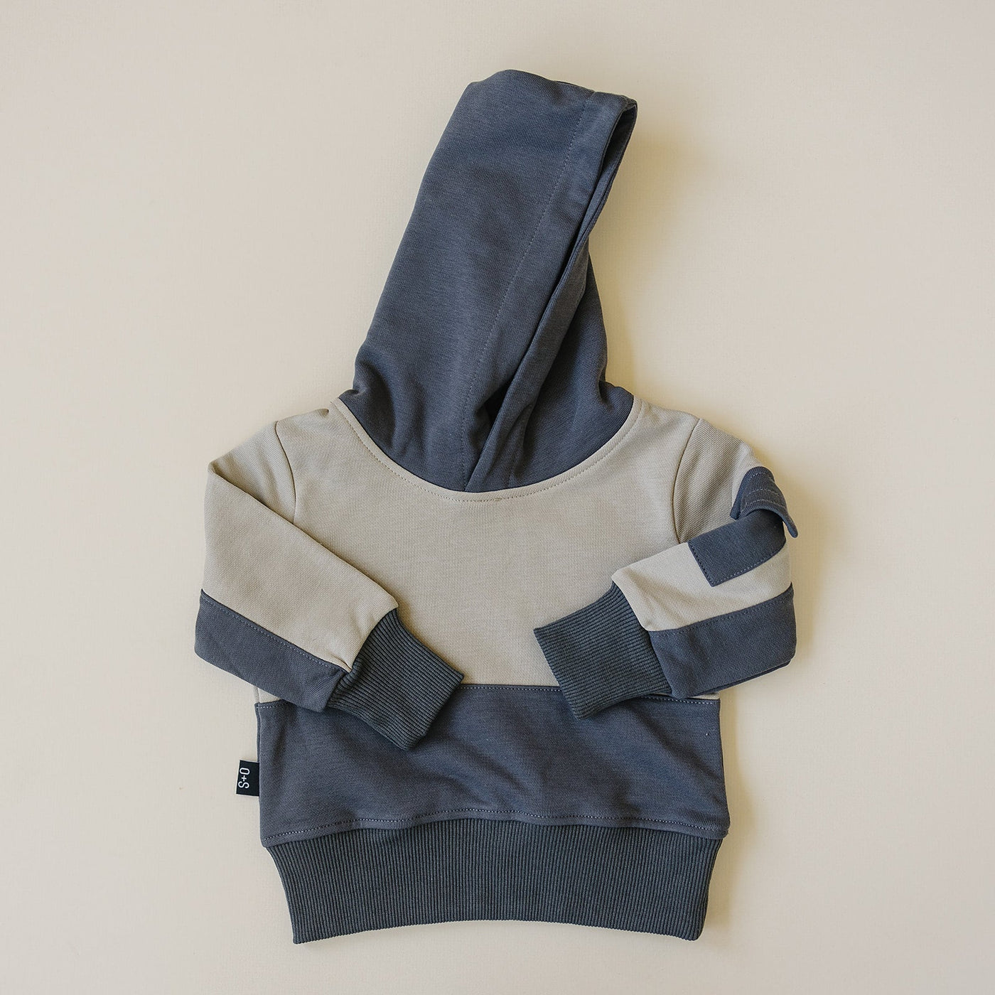 a grey and grey hoodie