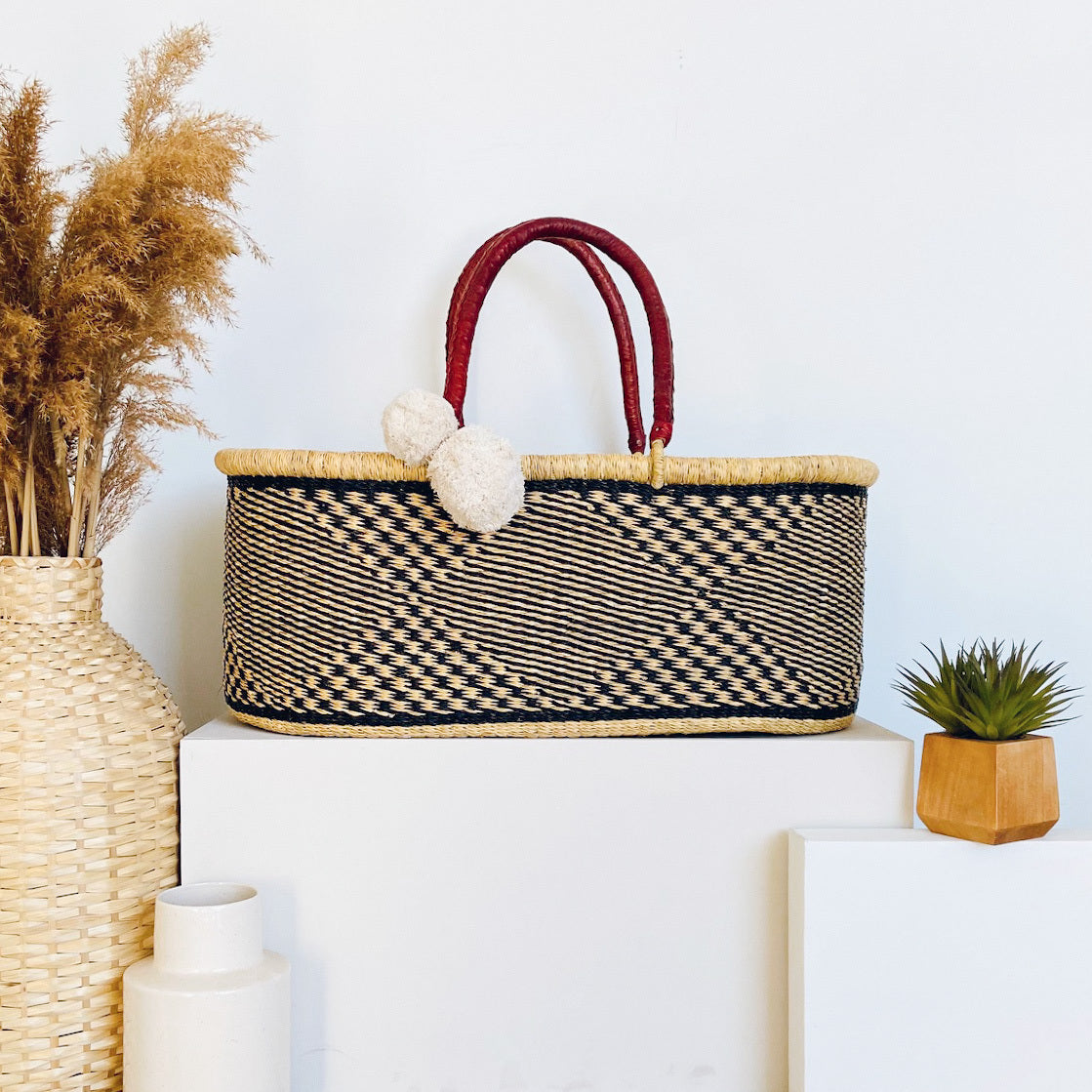 Larksong<br>No Hood<br>African Moses Basket<br>discontinued design