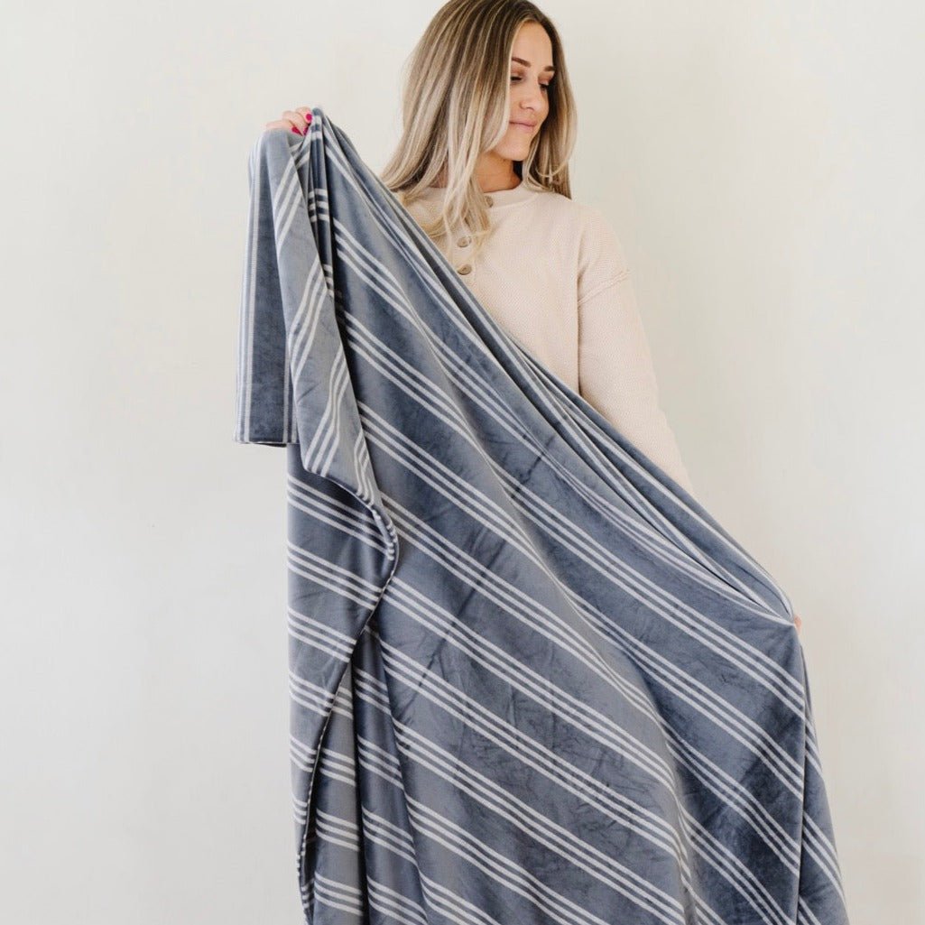 MINKY STRETCH XL THROW BLANKETS