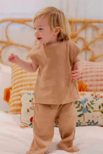 Perry Set in Light Brown