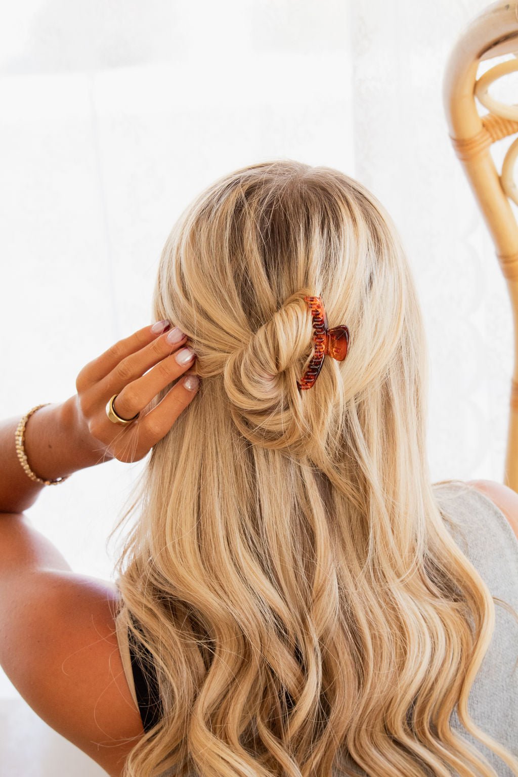 Thin Hair French Twist Claw Clip