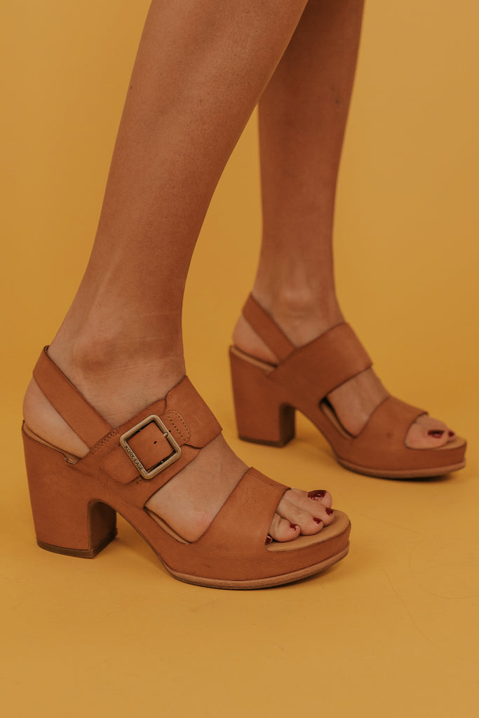 Brown Buckle Heels | ROOLEE