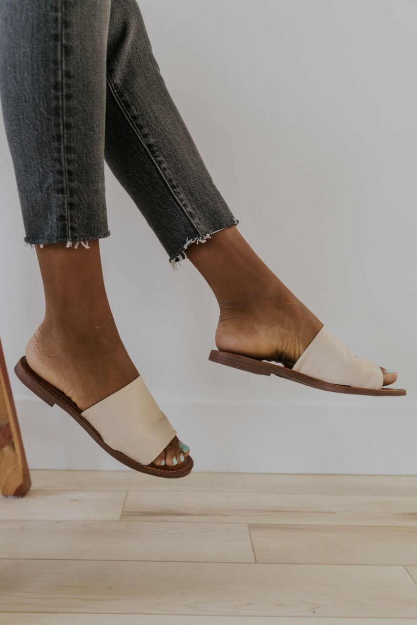 White Flats for Women l ROOLEE