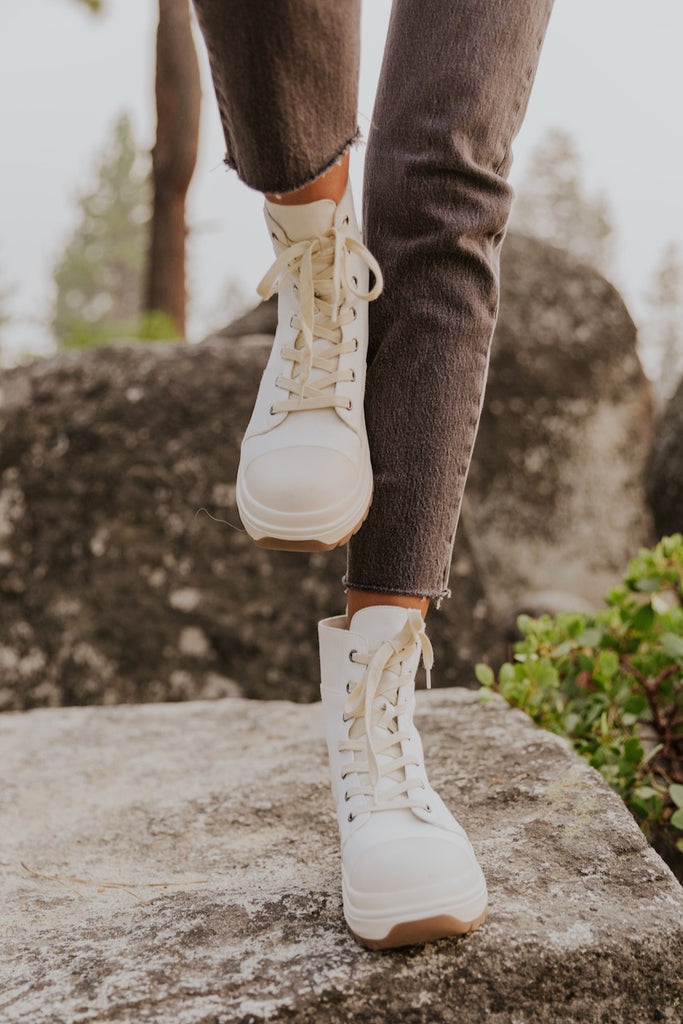 Platform Boots for Fall | ROOLEE
